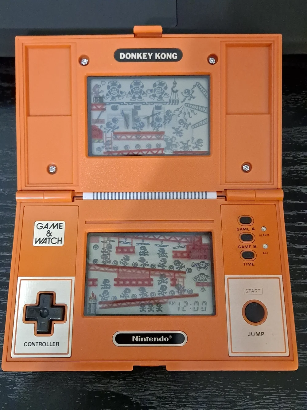 Nintendo Game & Watch Donkey Kong Multi Screen Handheld Game Vintage 1982